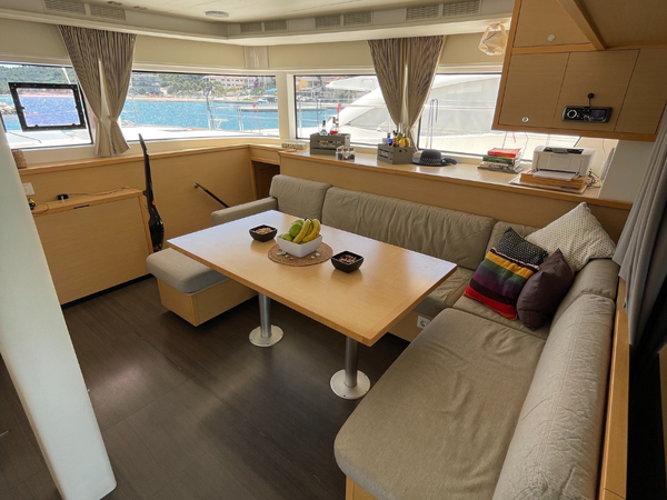 Catamaran Tour