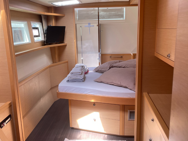 Catamaran Tour