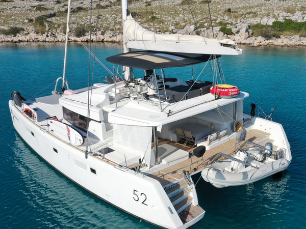 Catamaran Tour